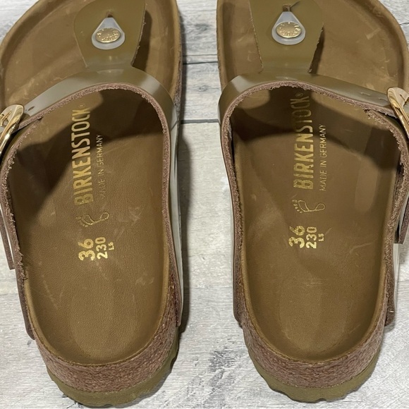 BIRKENSTOCK Gizeh Big Buckle Flip Flop - High Shine Mud Green - Sz - 5-5.5 US - Picture 7 of 9